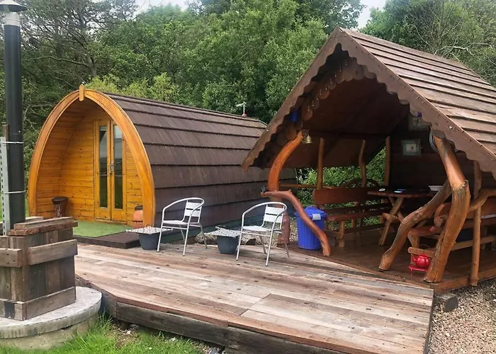 River View Log Cabin Pod - 5 Star Glamping Experience 度假居 *